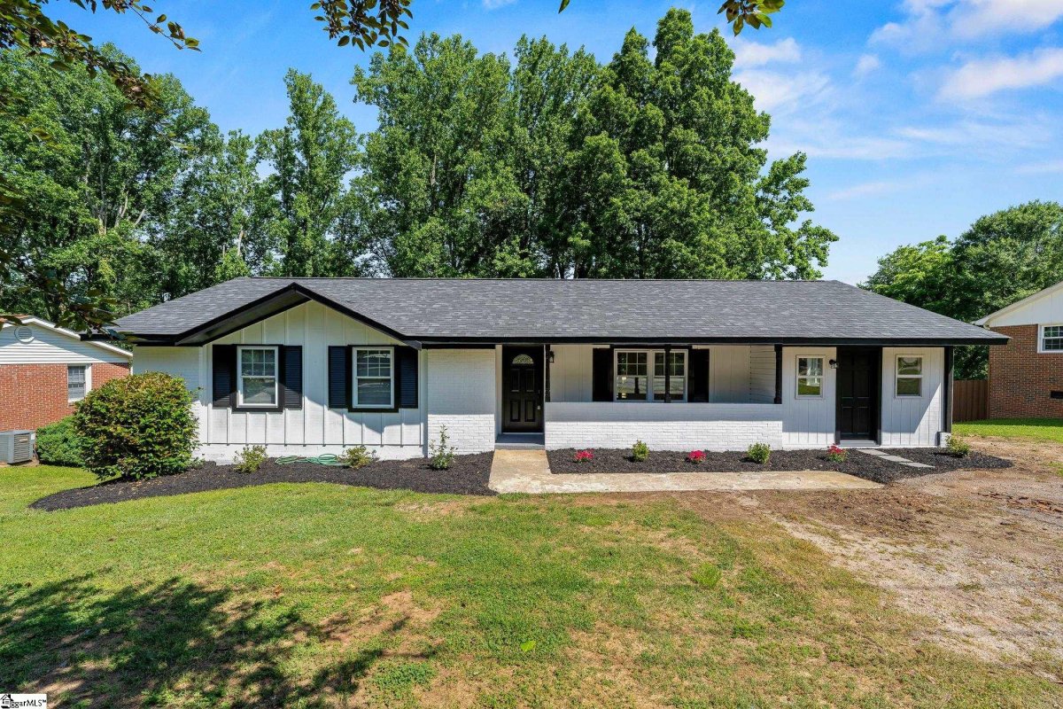 6 Glen Haven Court