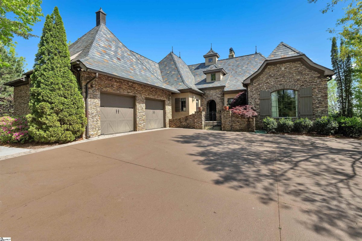 103 White Magnolia Way