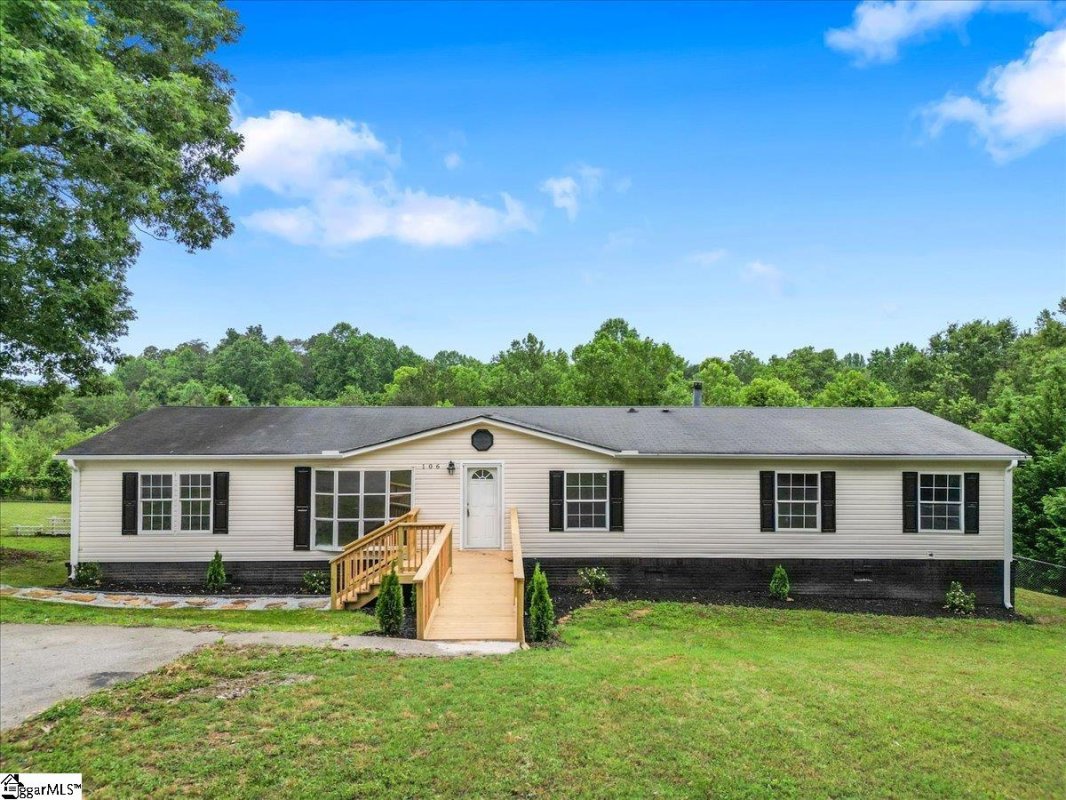 106 Blueforest Lane