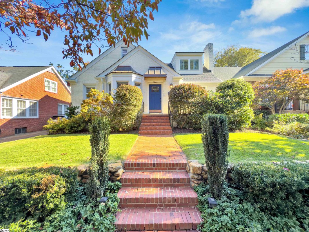 11 Ottaway Drive