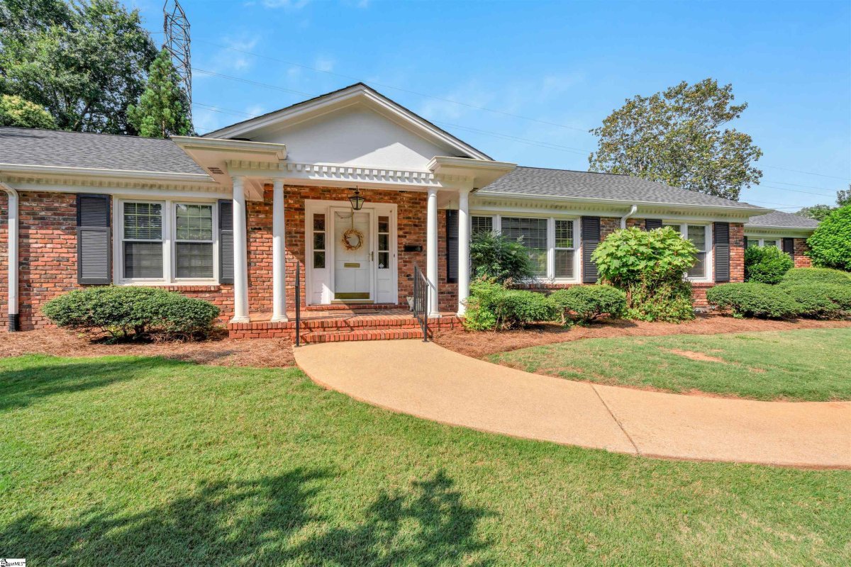 212 Beechwood Drive