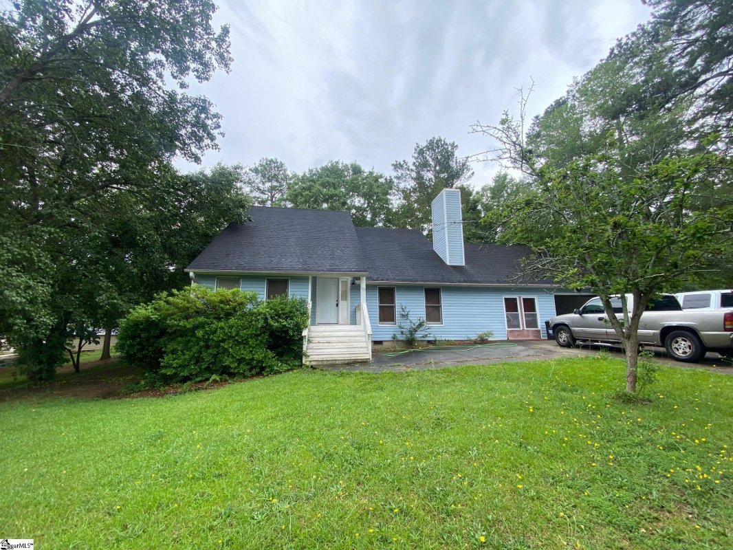 120 Coachman Drive