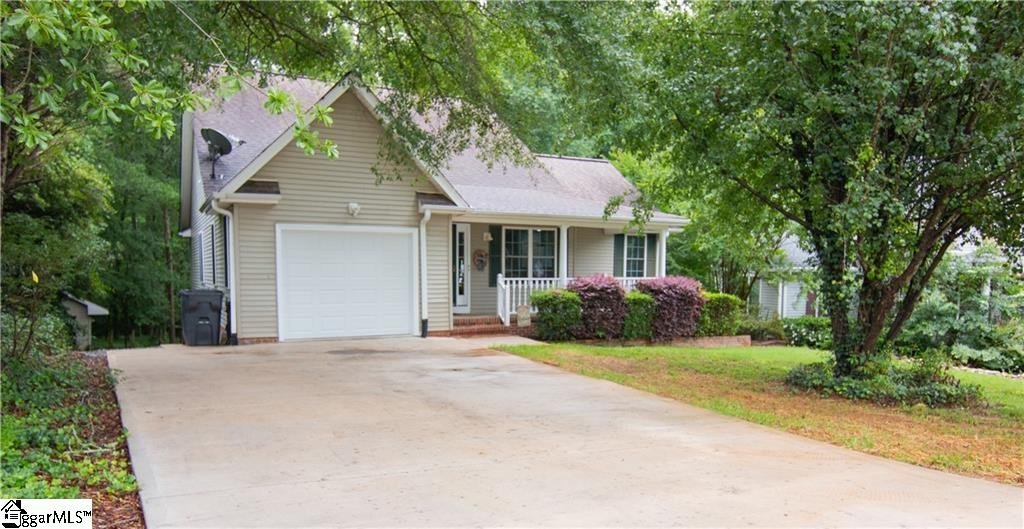 124 Grand Oak Drive