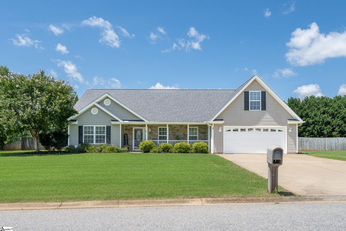 6 Gratiot Lane