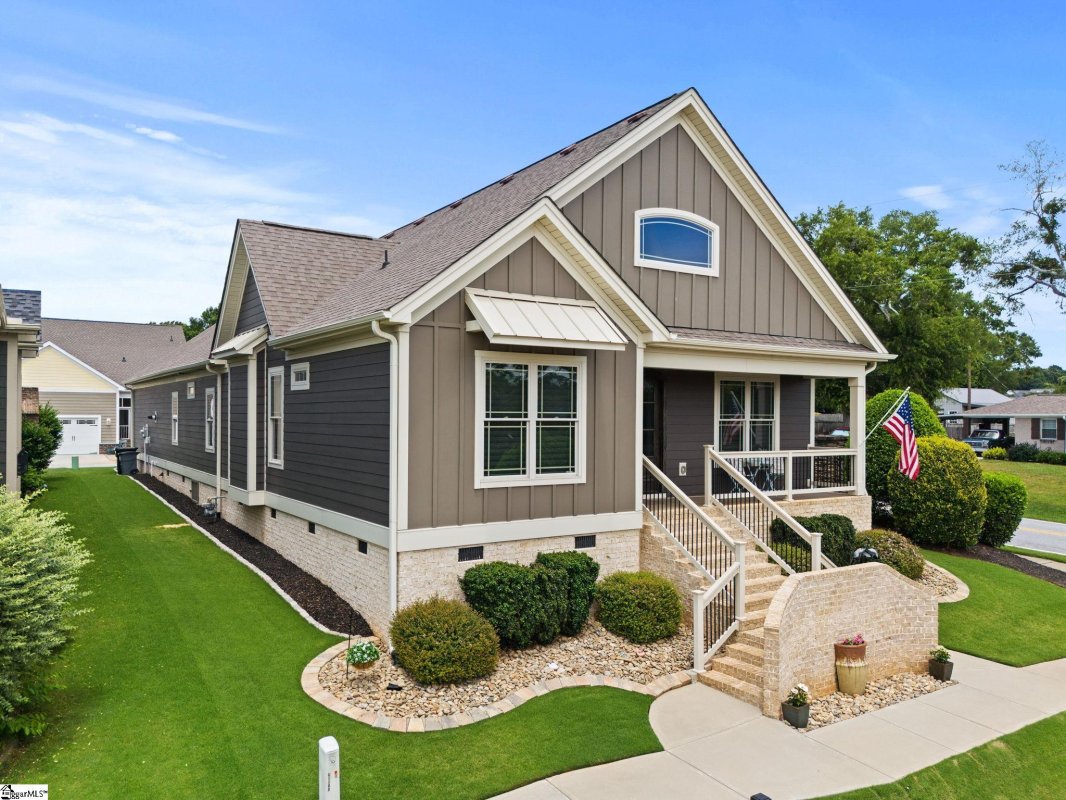 2 Worthington Court