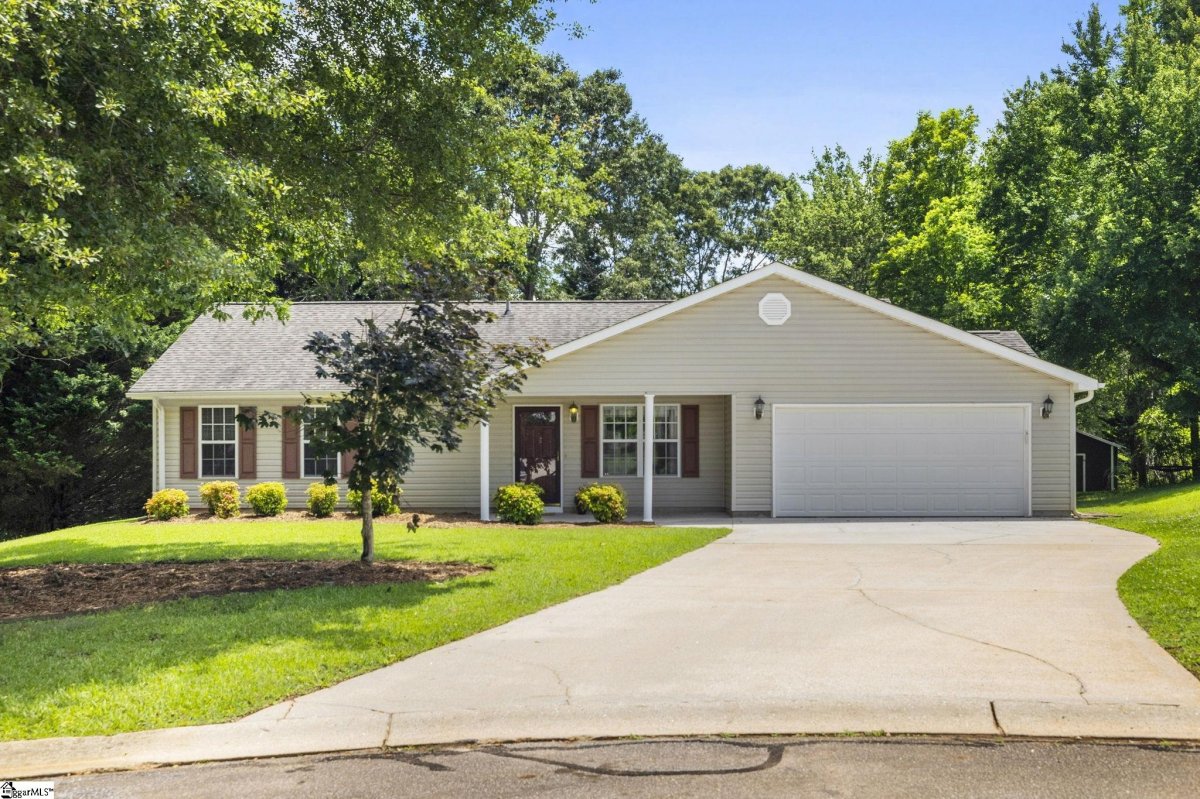 210 Admiral Lane