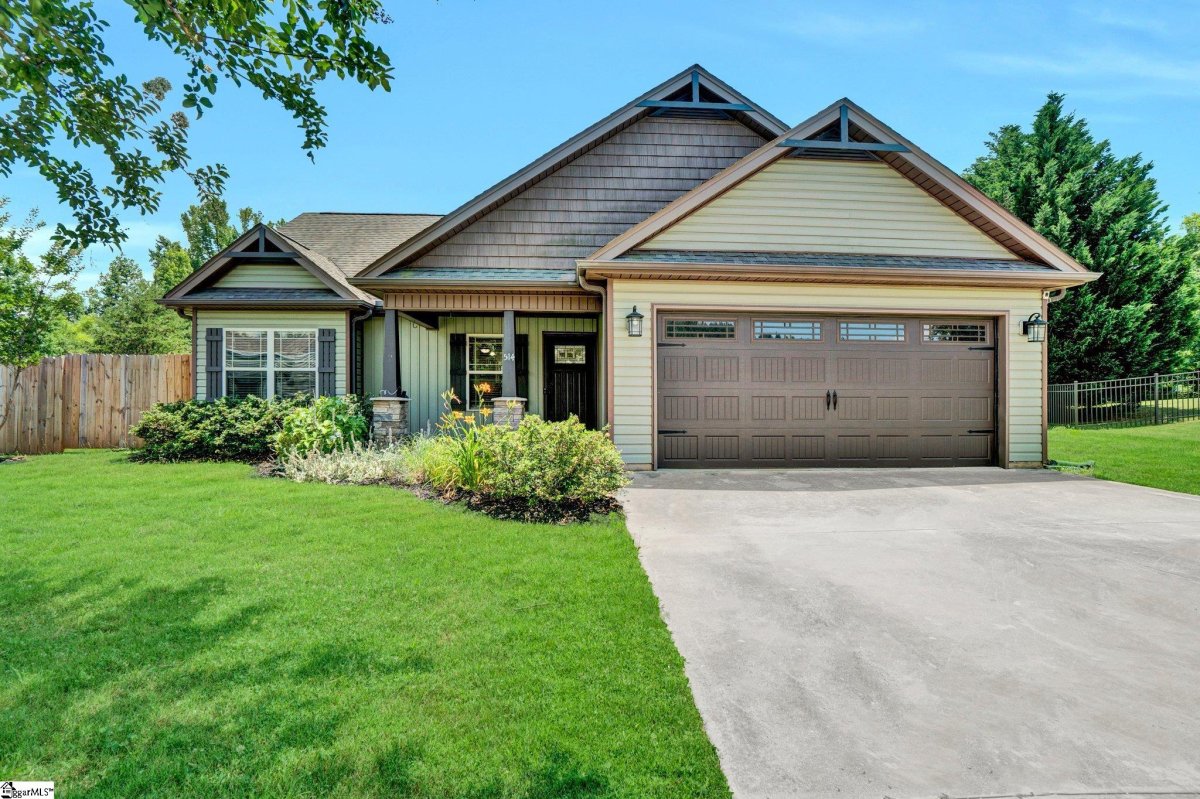 514 Naples Court