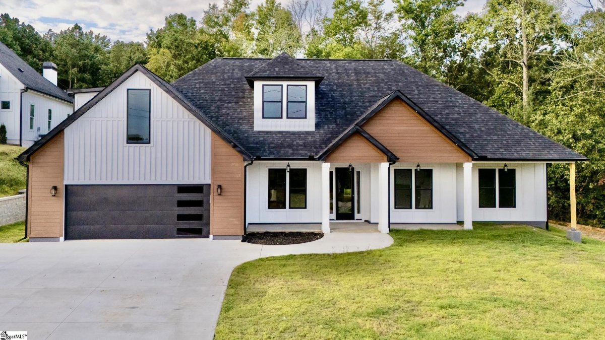 108 Horseshoe Bend Road