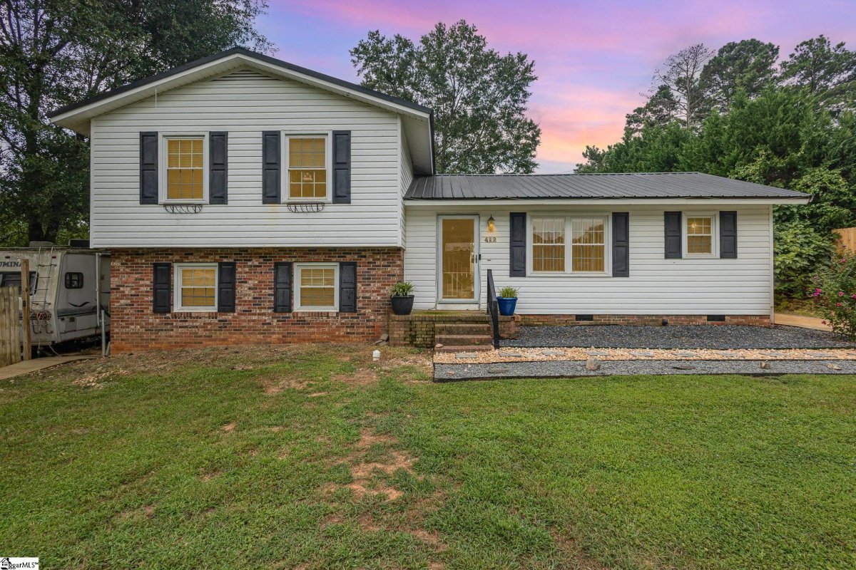 412 Sellwood Circle