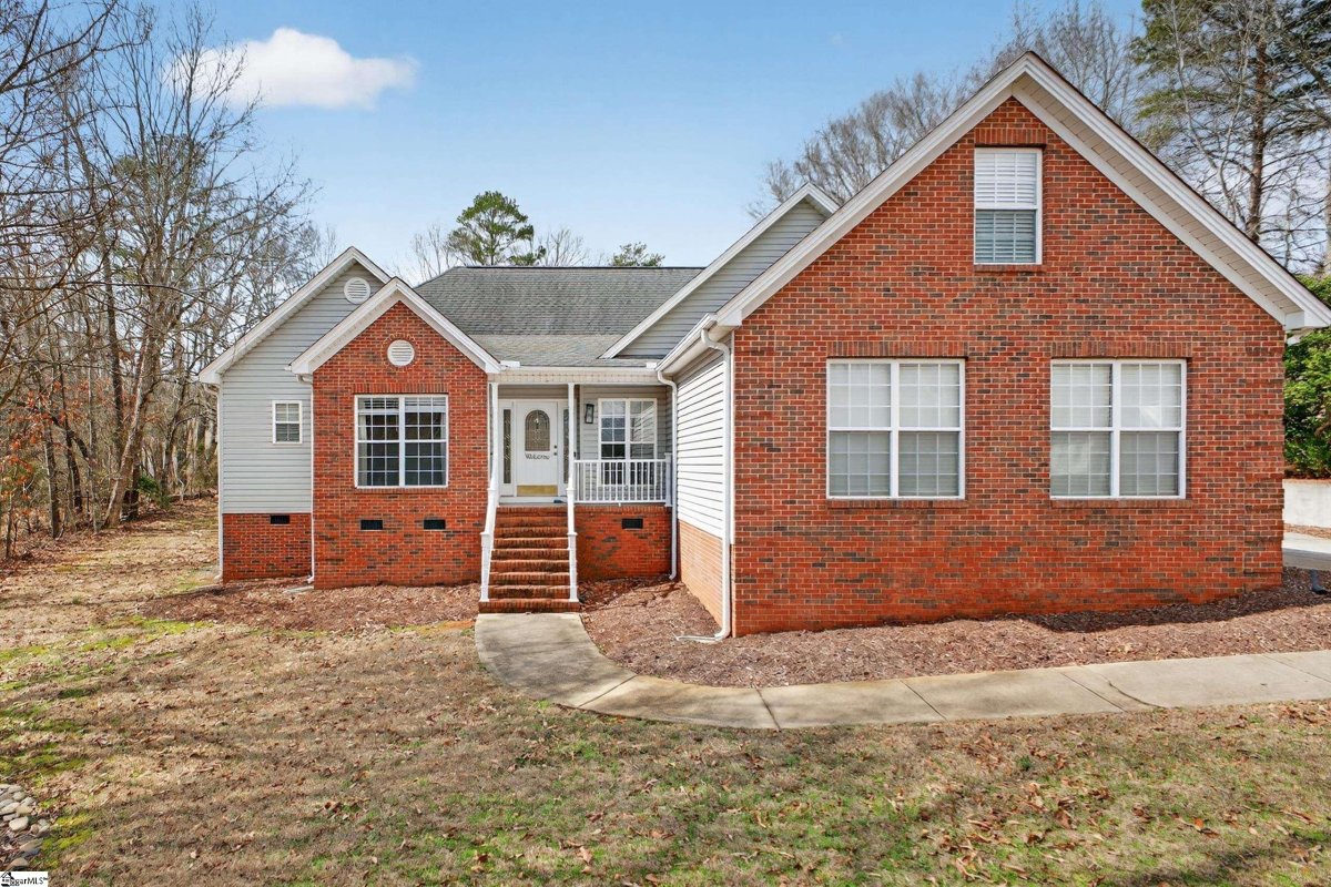 200 Holly Chase Drive