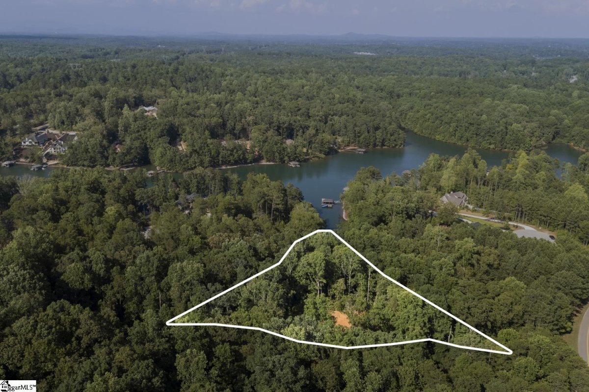 6004 Glassy Water Way