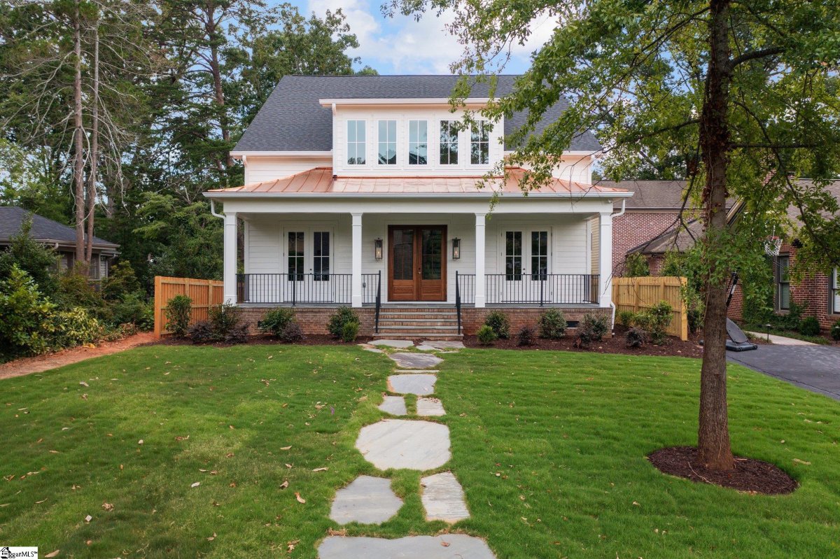 607 Byrd Boulevard