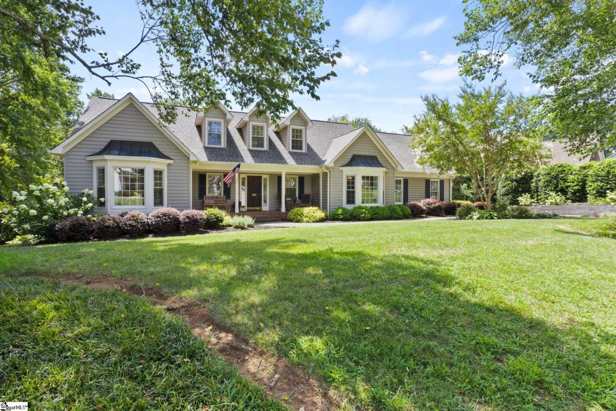 101 Deer Wood