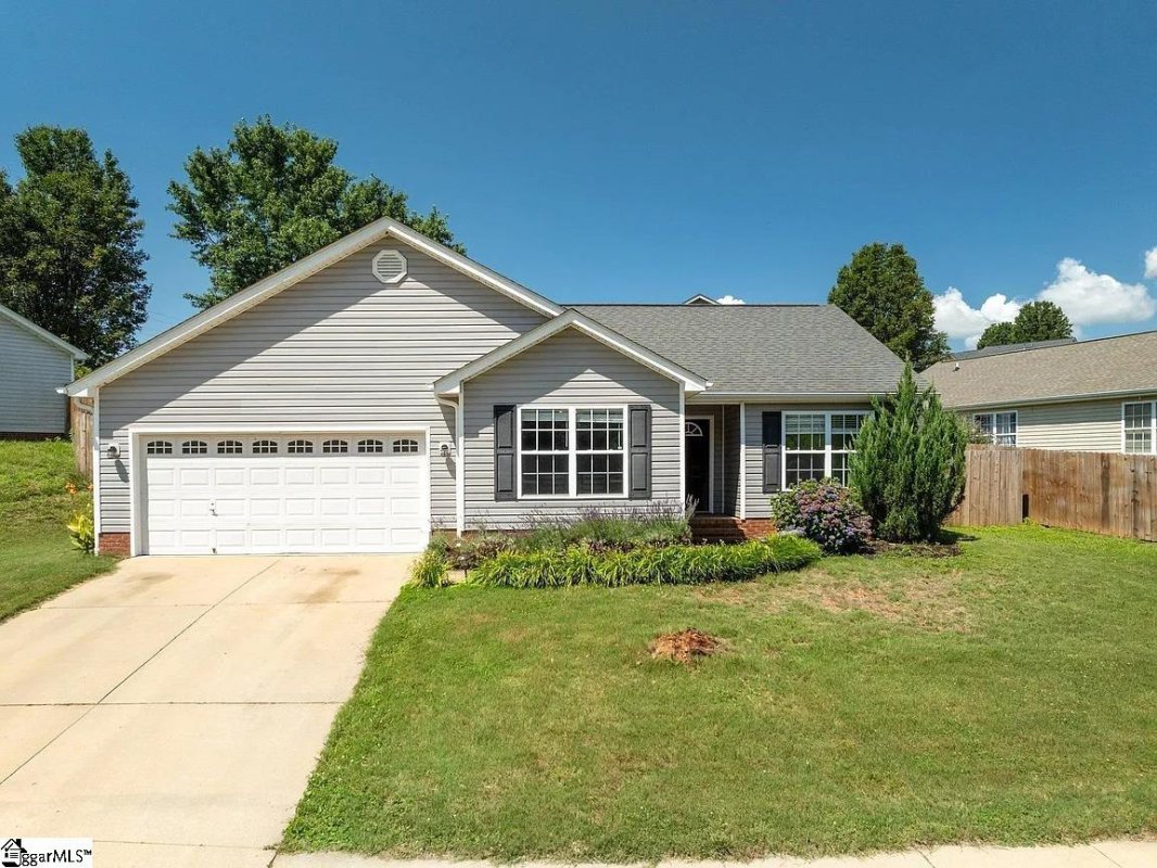 308 Juniper Leaf Way