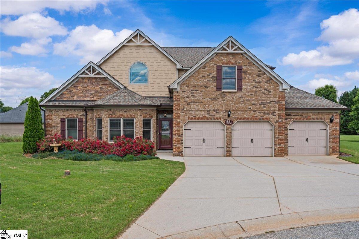 851 Largo Court