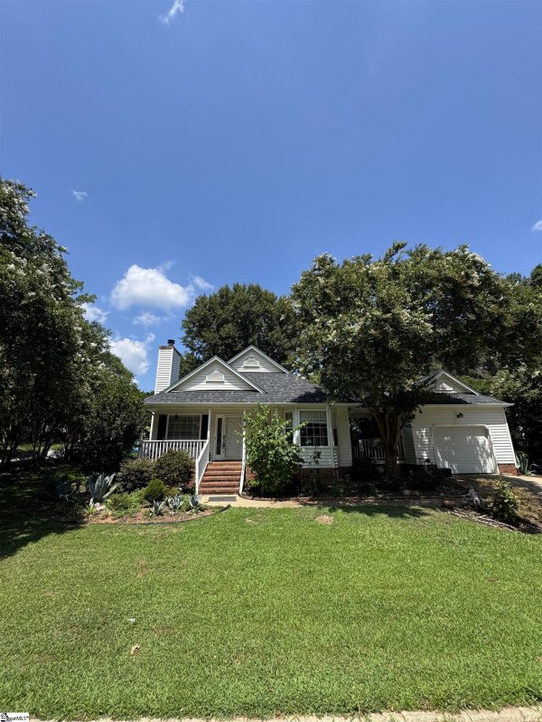 501 Dunwoody Drive