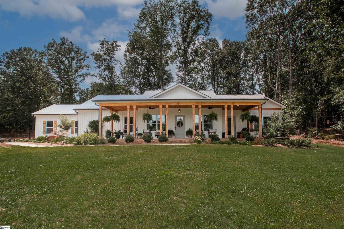 117 E Peninsula Drive