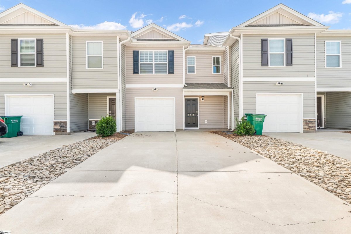 1218 N Norwhich Lane