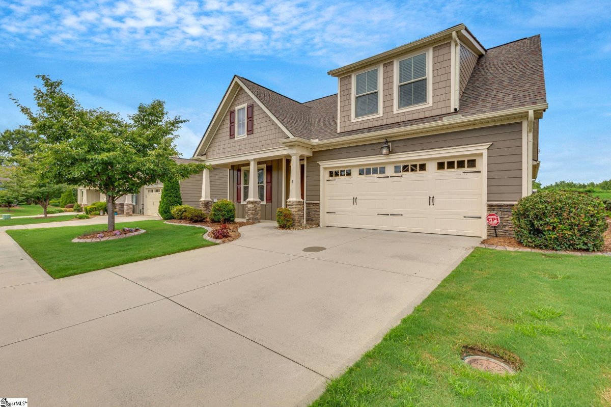 5 Cloverfield Drive