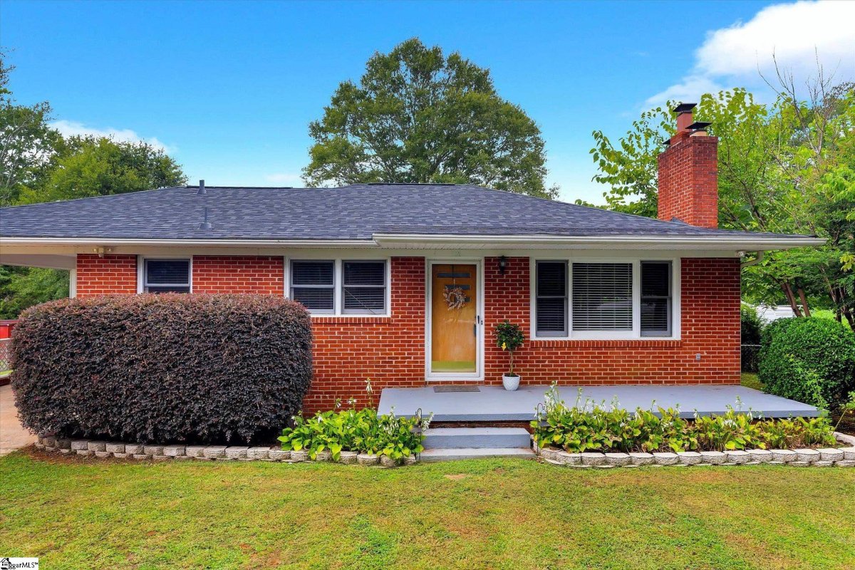 124 Courtney Circle
