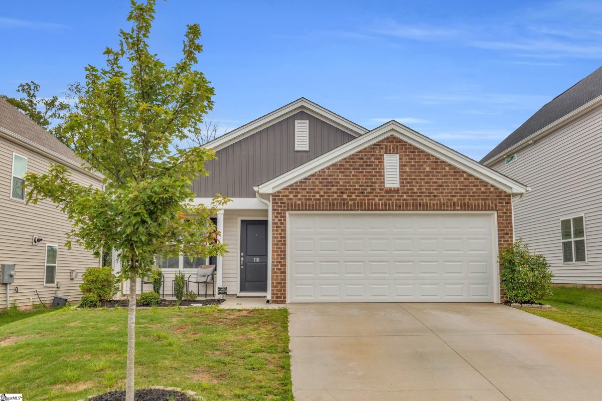 116 W Compass Way