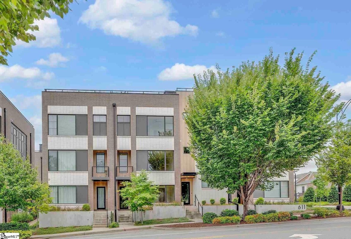 611 N Main Street Unit #8