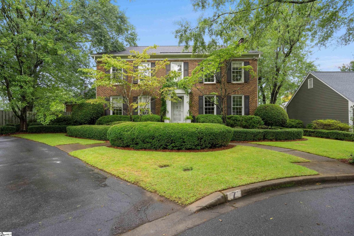 7 Blenheim Court