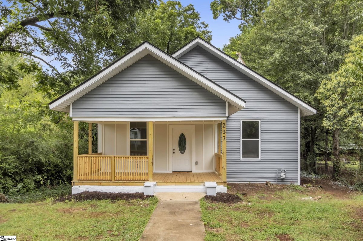 203 Brockman Avenue