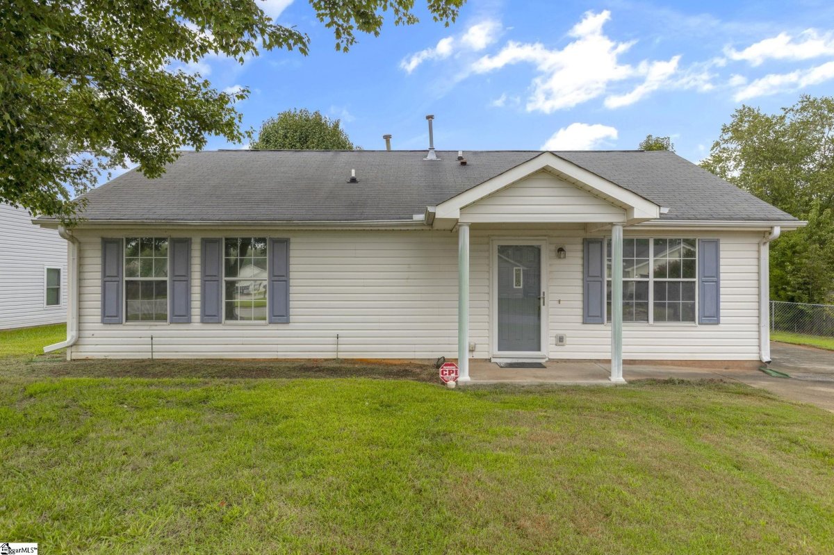 108 Grape Arbor Way