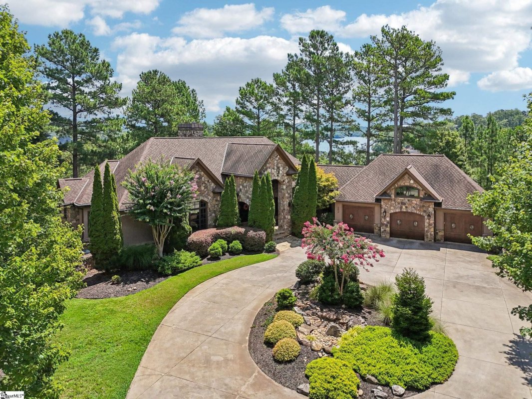 202 Hearthstone Way