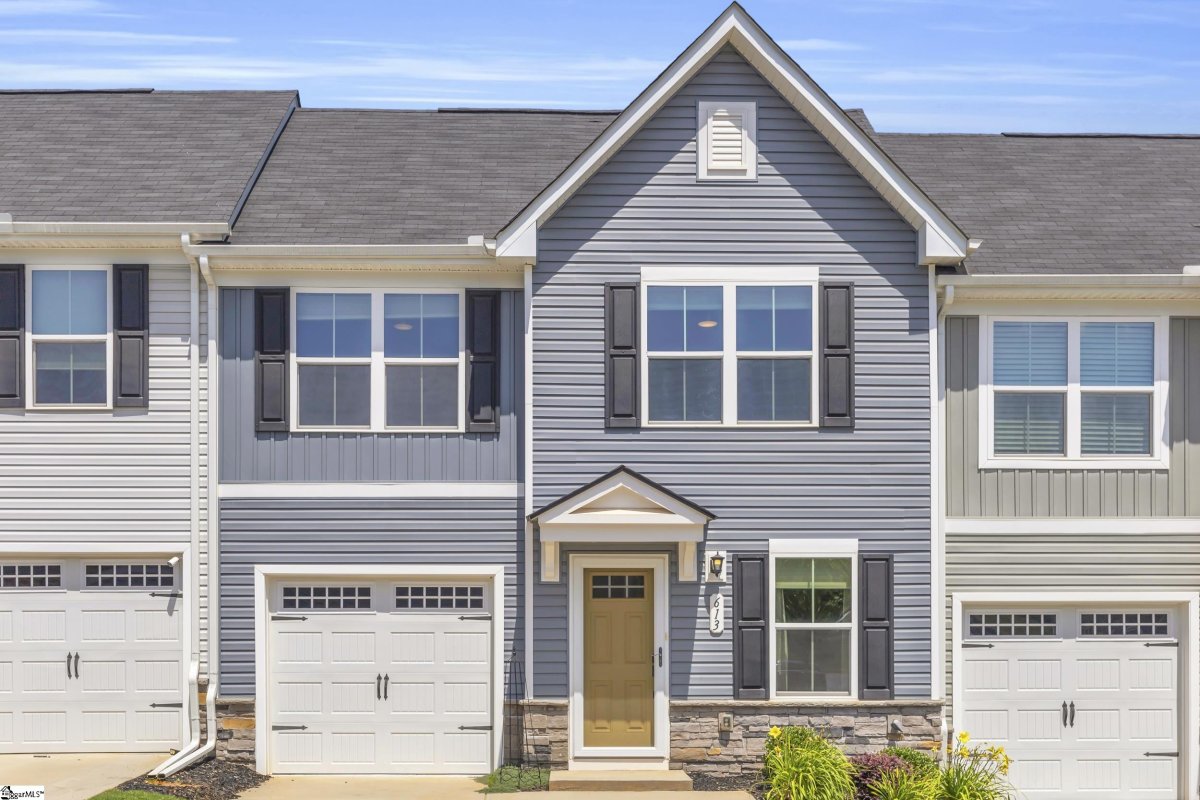 613 Cresslyn Court