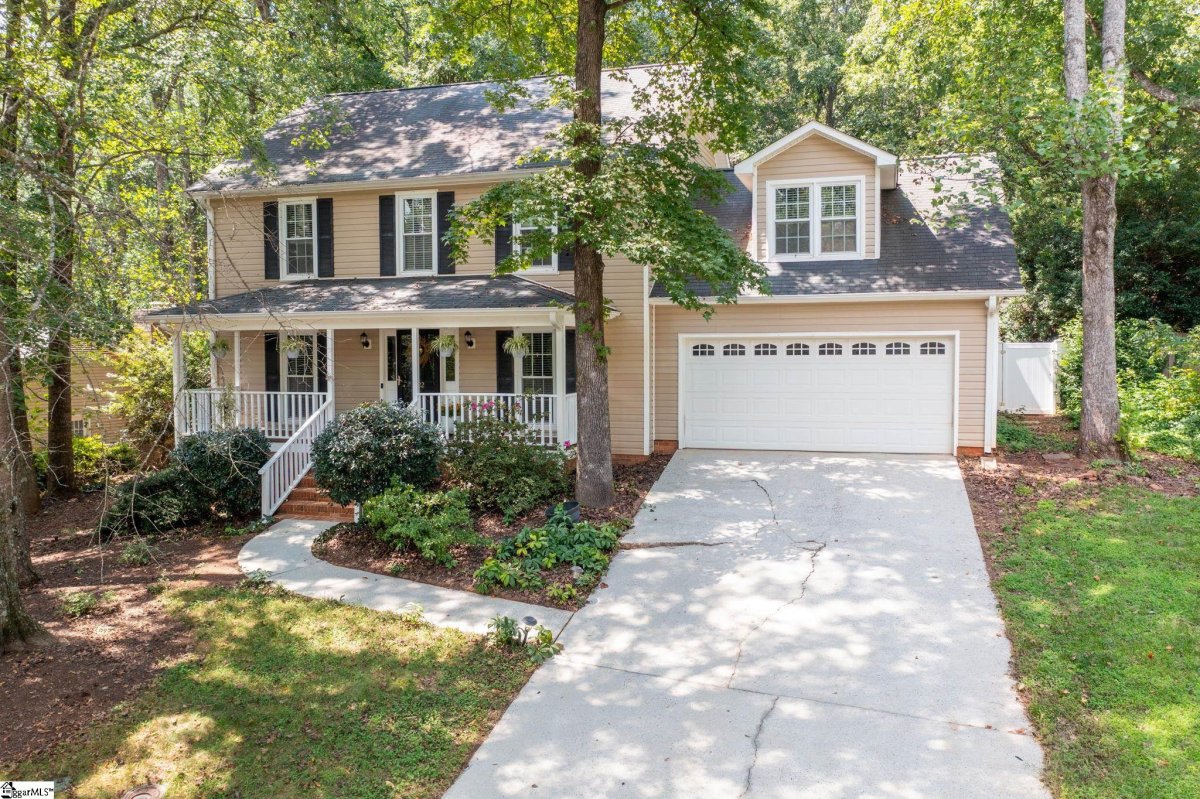 22 Bernwood Drive