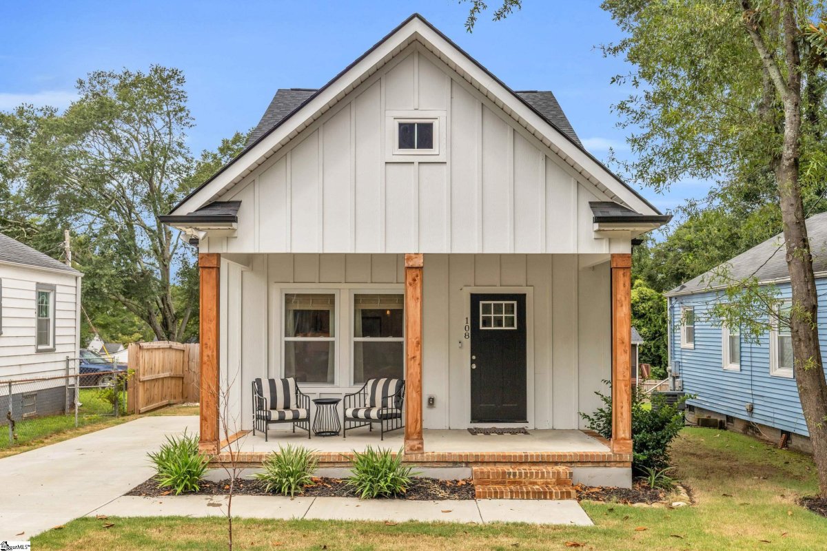 108 Arden Street Extension