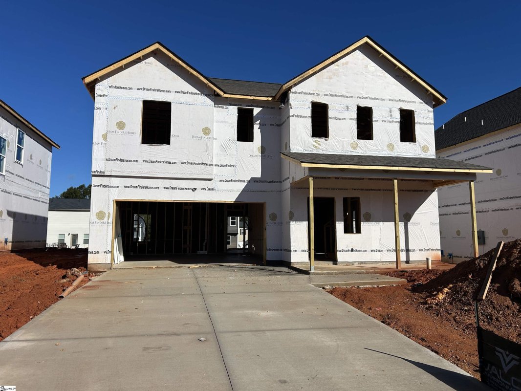 207 White Fields Avenue