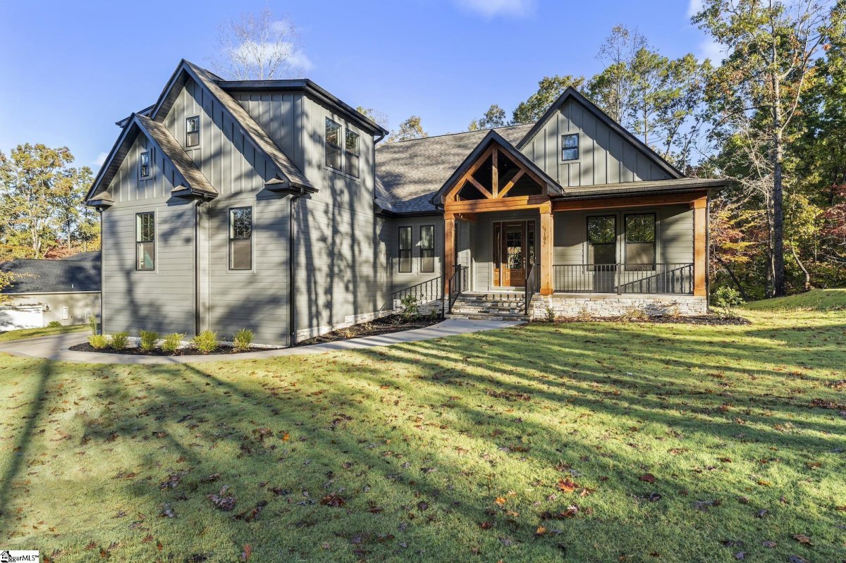 3105 Chatham Drive