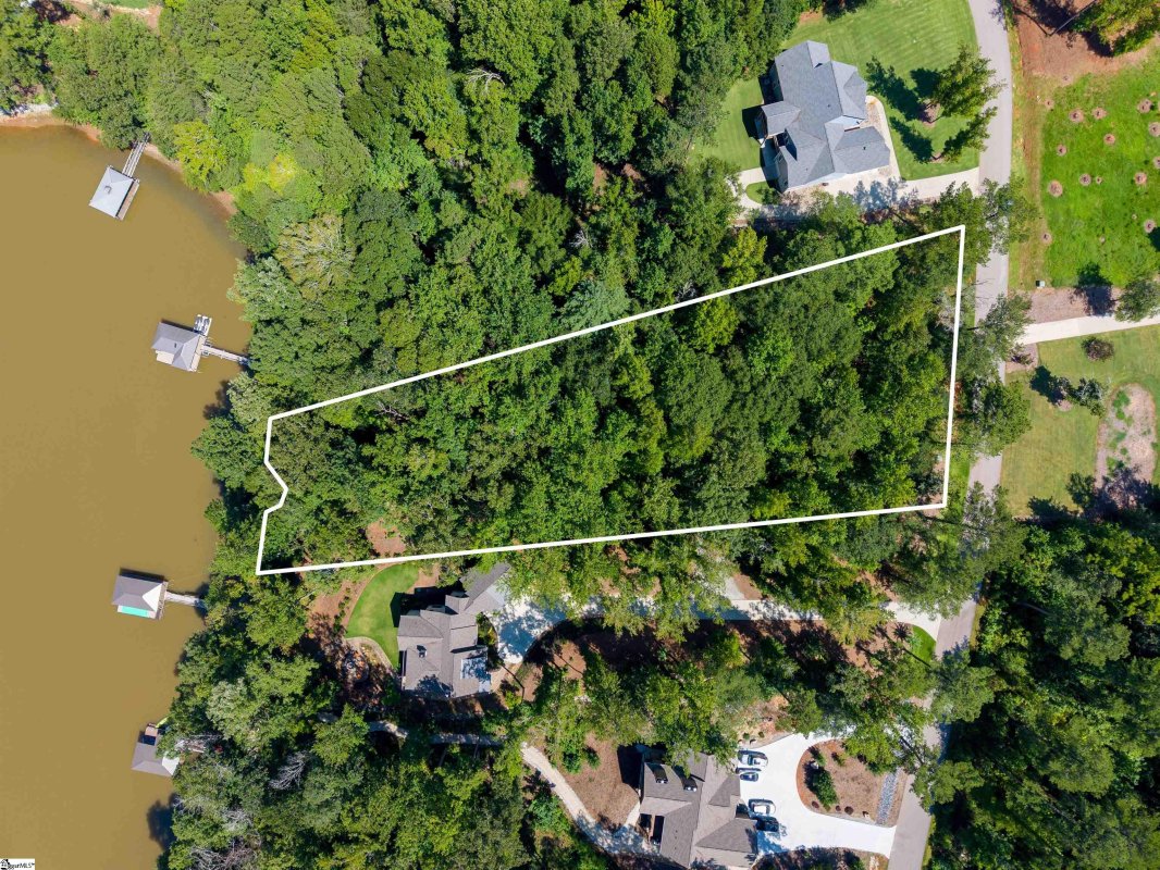 43 Harbor Point Road