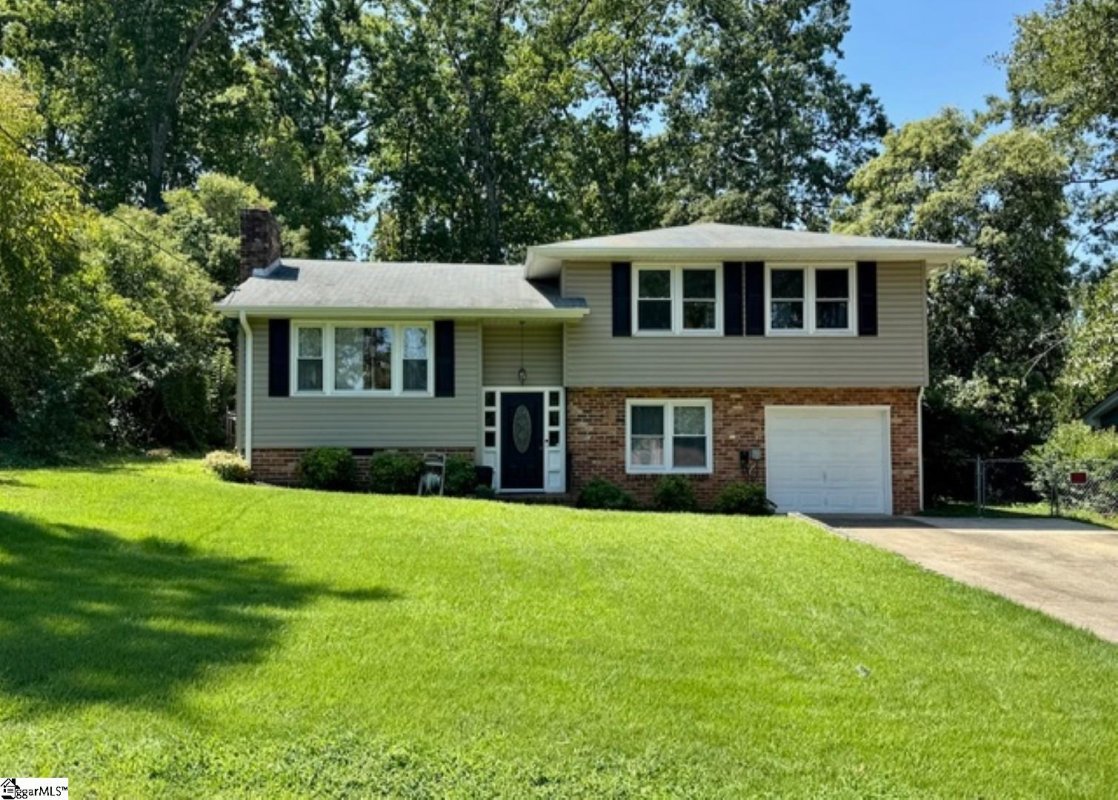 108 Marlboro Drive