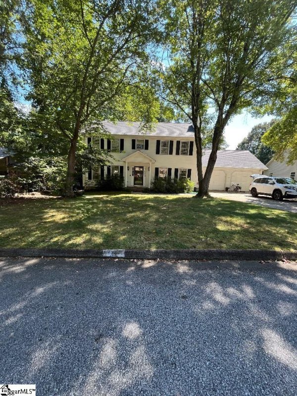 8 Pebble Stone Lane