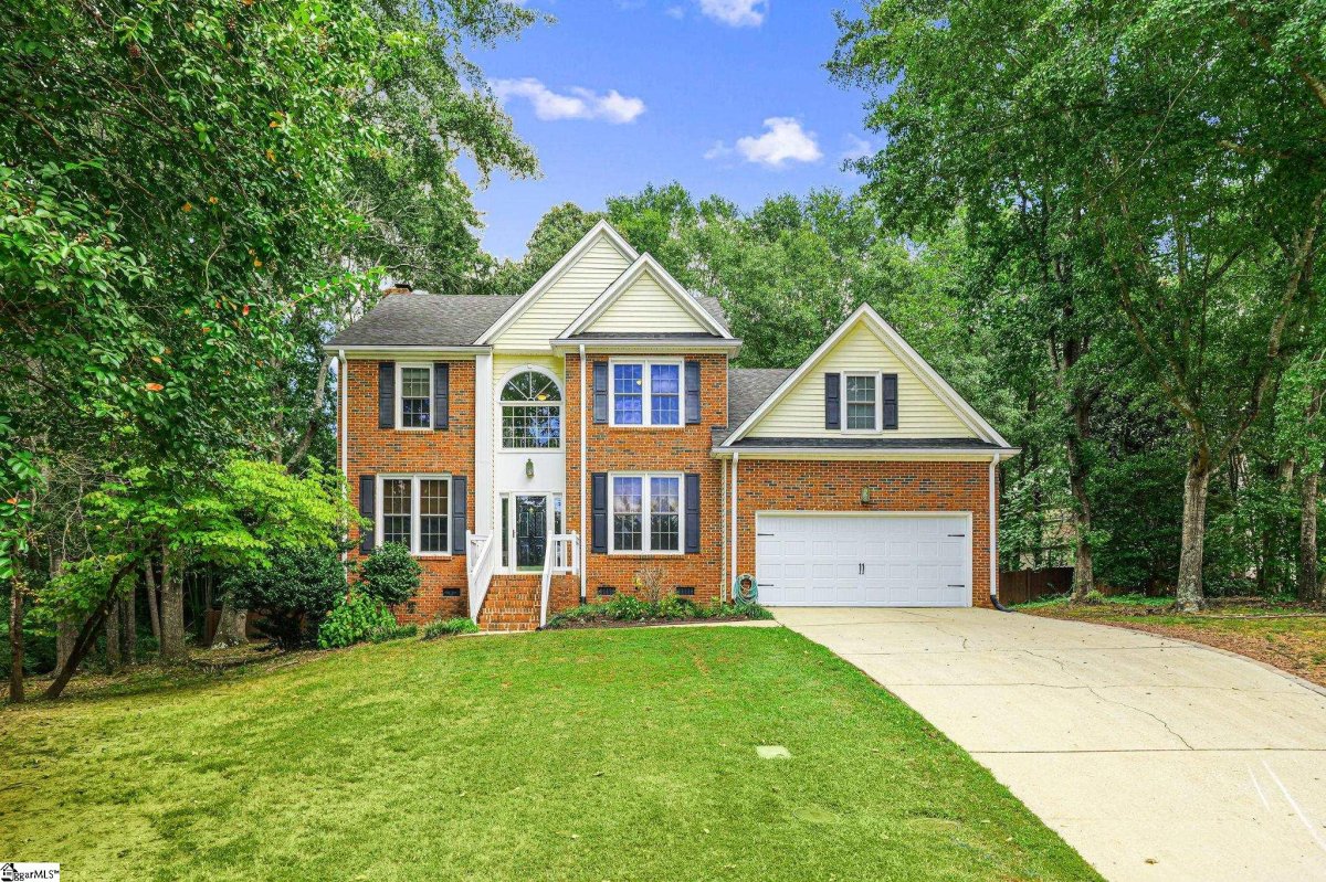 6 Woodbluff Place