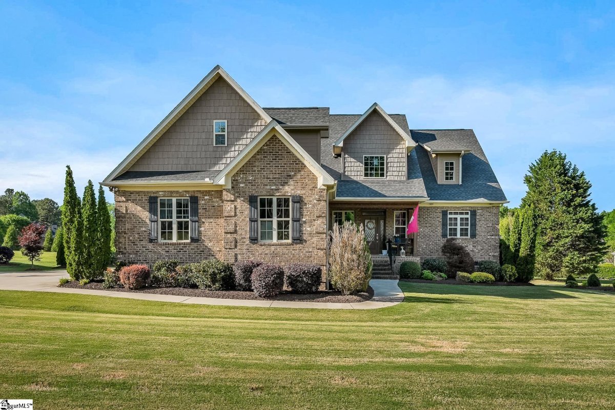 121 Langwell Drive