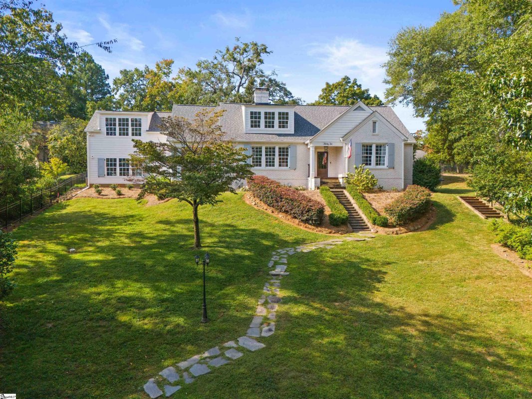 32 Country Club Drive