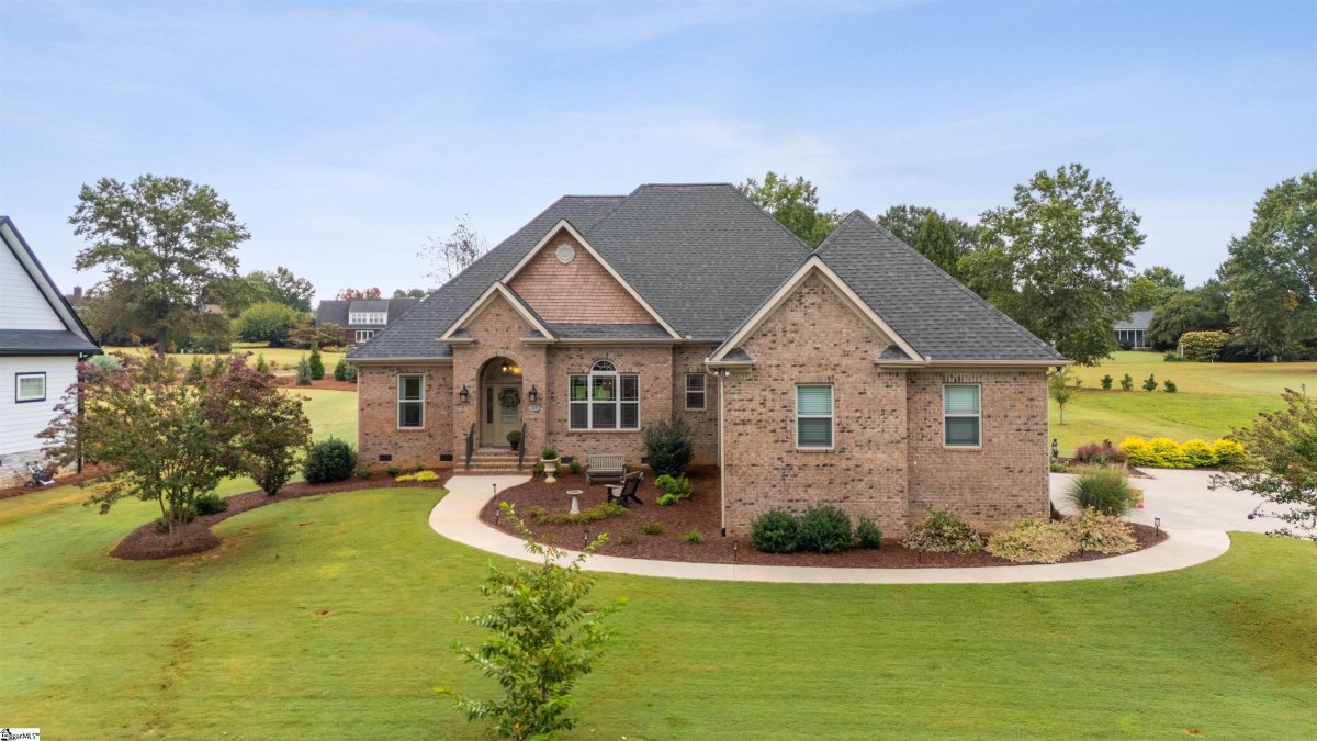 203 Muirfield Drive