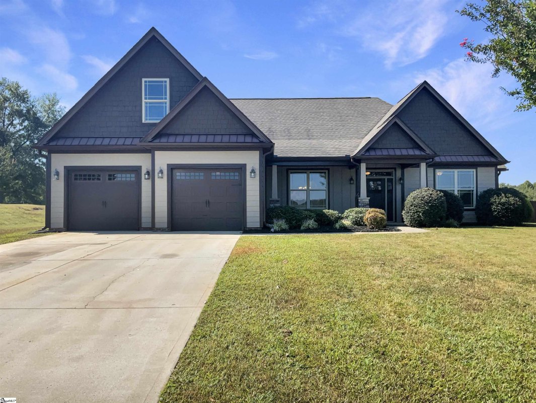 917 Garnet Circle