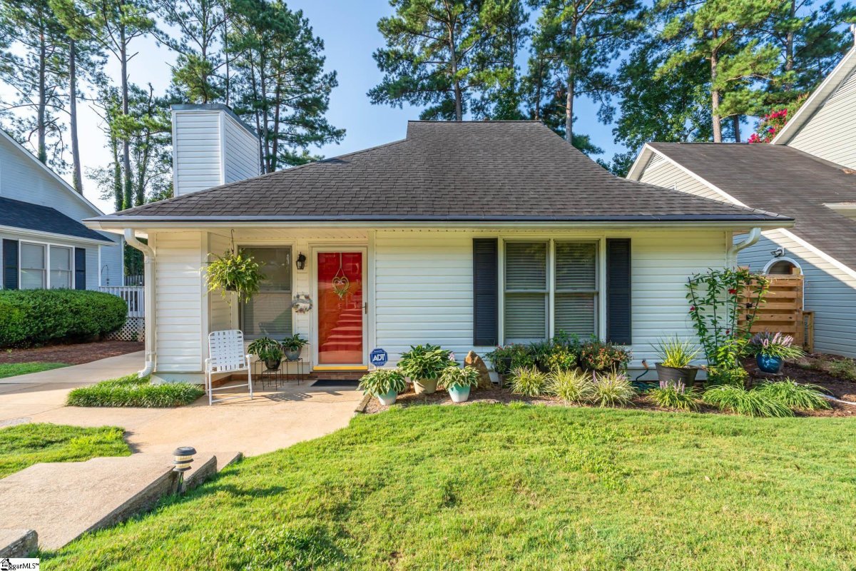 23 Woodbine Court