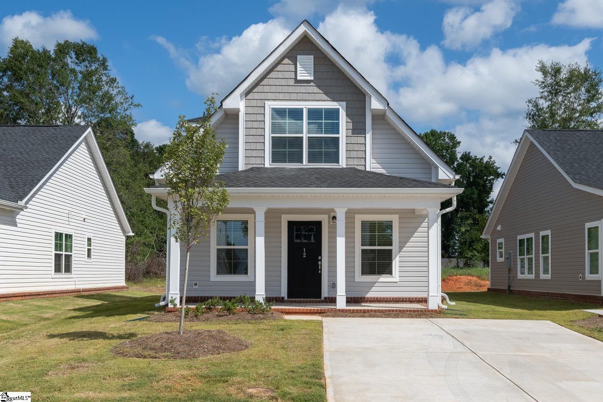 12 Thorndike Way