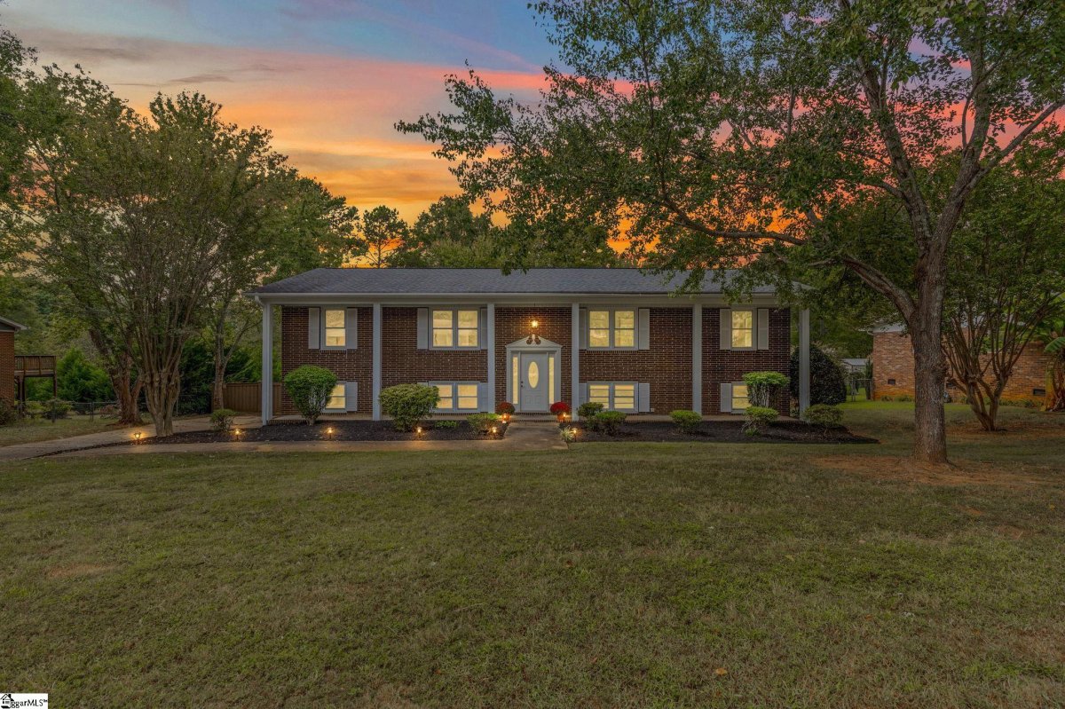 114 Delmar Drive