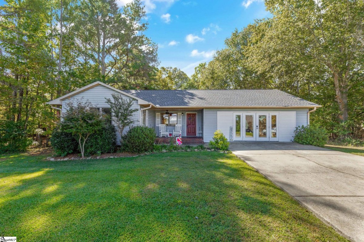 104 Fairway Lane