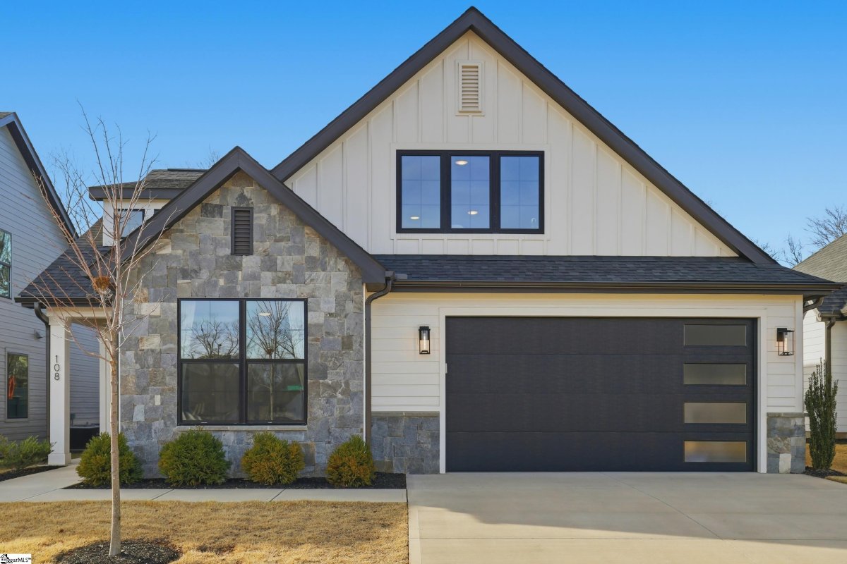 108 Waterville Way