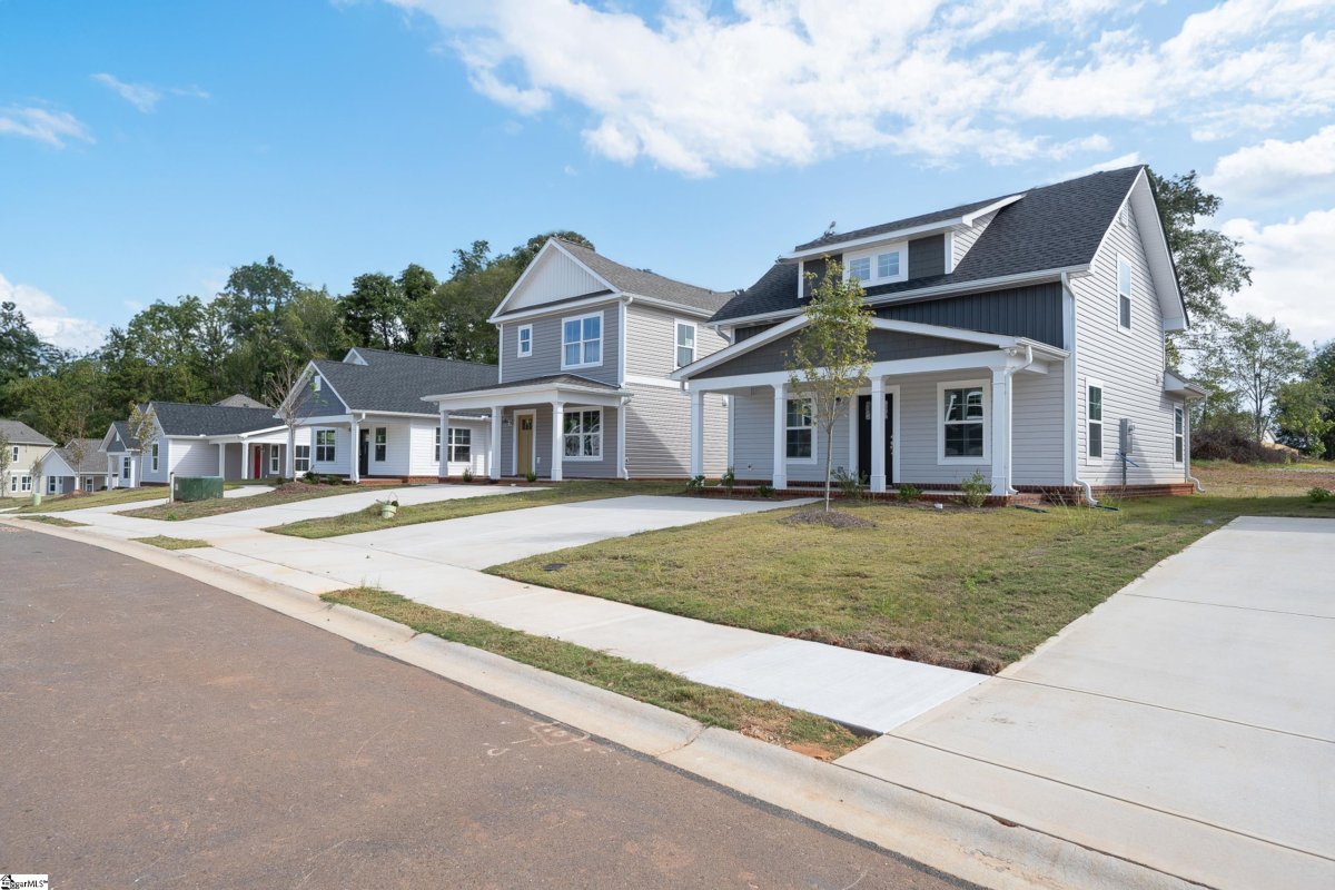 204 Waltham Court