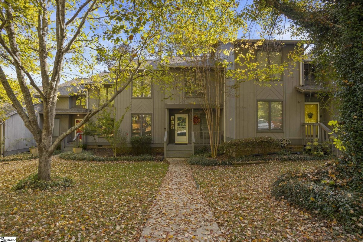 8 Graystone Way